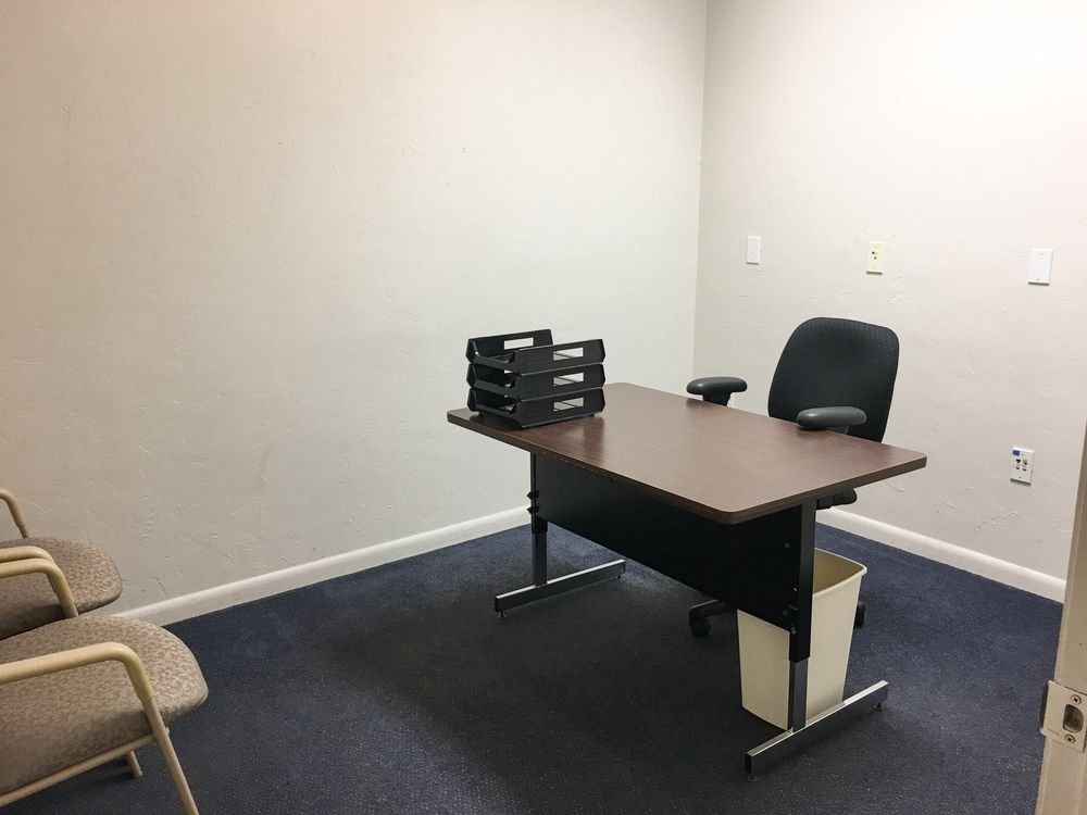 Newberry Road Office Suites: 7733 W Newberry Rd Ste B2, Gainesville, FL 32606
